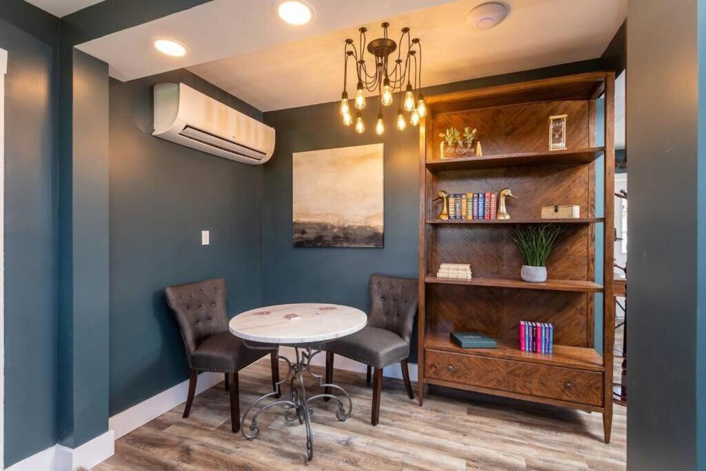 The Legacy Inn Luray Bagian luar foto