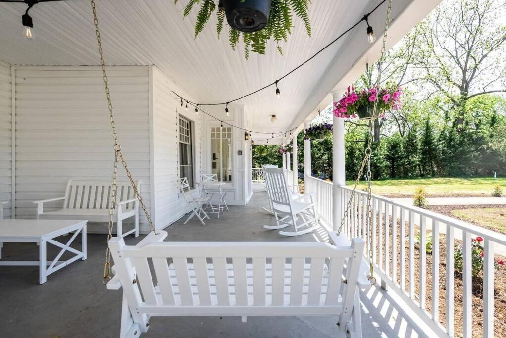 The Legacy Inn Luray Bagian luar foto