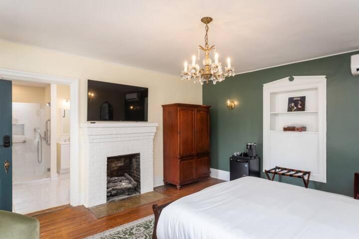 The Legacy Inn Luray Bagian luar foto