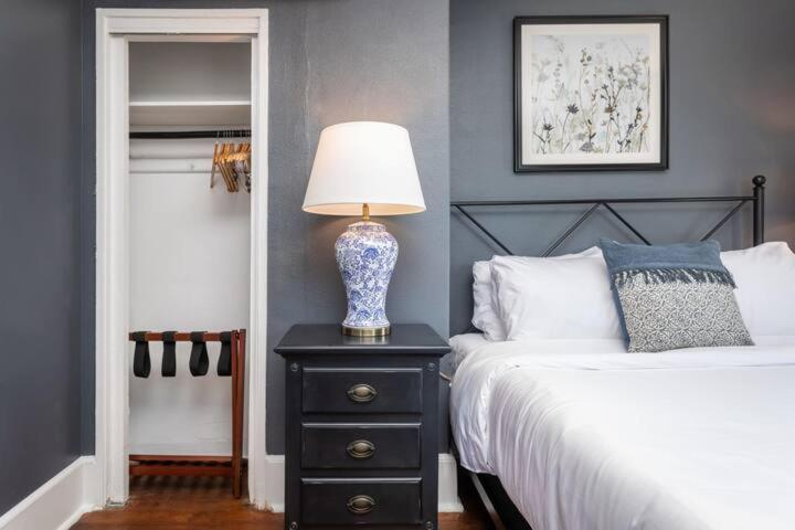 The Legacy Inn Luray Bagian luar foto